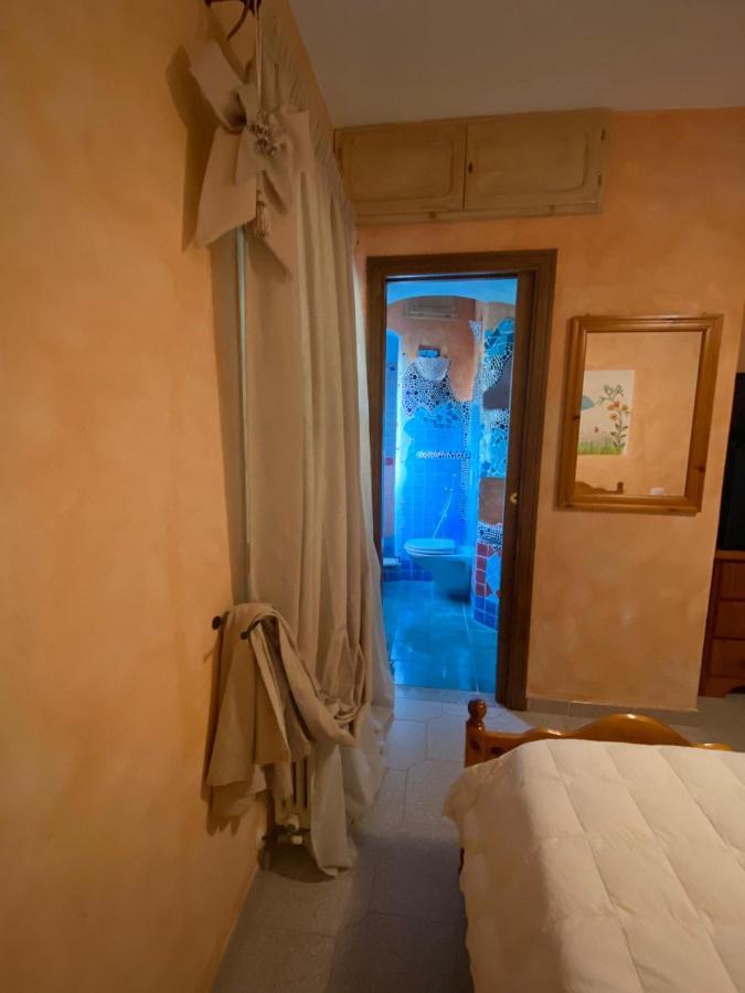 Bed And Breakfast Li Paduli Alvi Cannigione Exterior photo